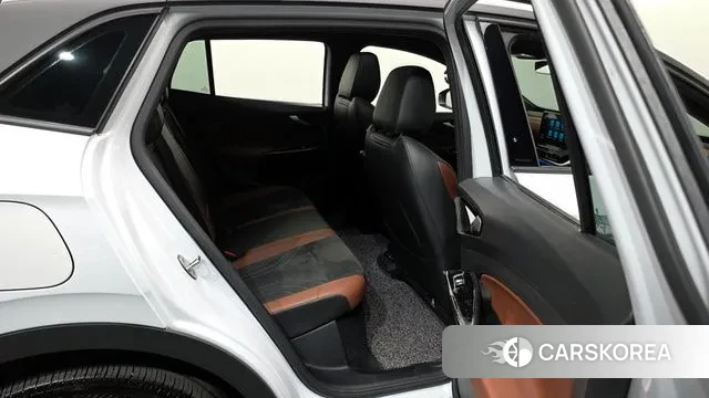 Volkswagen ID.4 2022 Белый из Кореи, фото 3