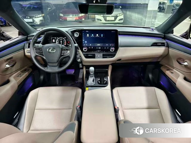 Lexus ES 2025 Серебристо-серый из Китая, фото 3