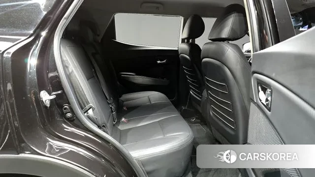 Ssangyong Tivoli Air 2022 Черный из Кореи, фото 3