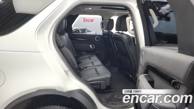 Land Rover Discovery 5 2018 Белый из Кореи, фото 3