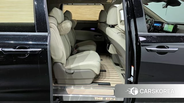 Kia Carnival 4th generation 2023 Черный из Кореи, фото 3