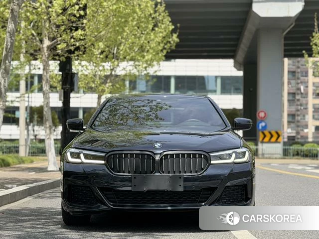 BMW 5 series (imported) 2021 Черный из Китая, фото 3