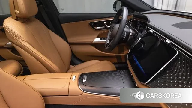 Mercedes-Benz E-Class W214 2024 Белый из Кореи, фото 3