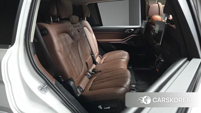 BMW X7 (G07) 2021 Белый из Кореи, фото 3