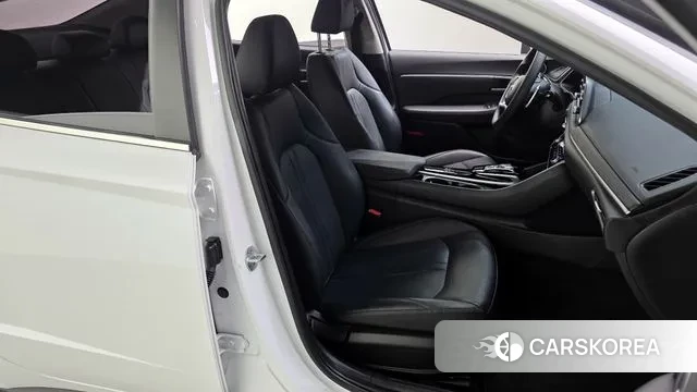 Hyundai Sonata (DN8) 2022 Белый из Кореи, фото 3