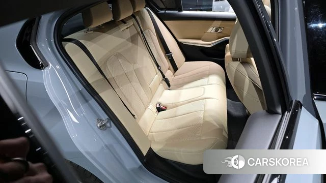 BMW 3 Series (G20) 2022 Цвет галактики из Кореи, фото 3