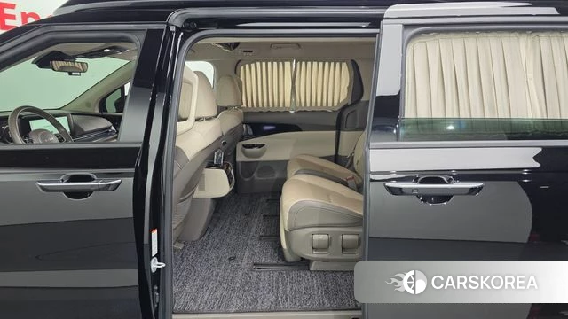 Kia Carnival 4th generation 2022 Черный из Кореи, фото 3