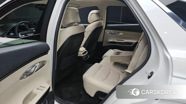 Genesis GV70 2023 Белый из Кореи, фото 3
