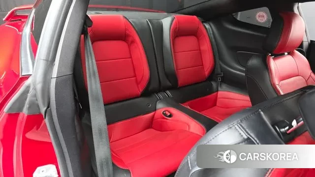 Ford Mustang 2023 Красный из Кореи, фото 3