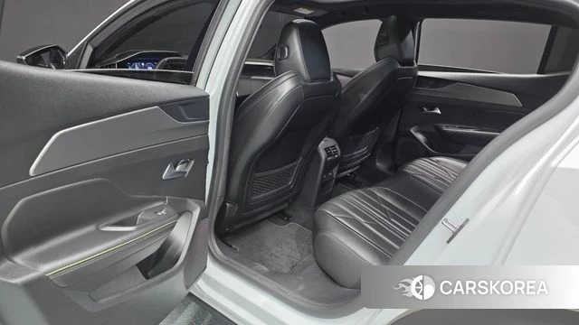Peugeot 408 2024 Белый из Кореи, фото 3