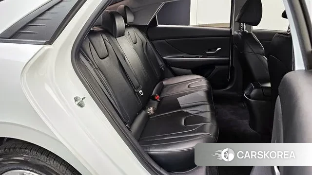 Hyundai Avante (CN7) 2022 Белый из Кореи, фото 3