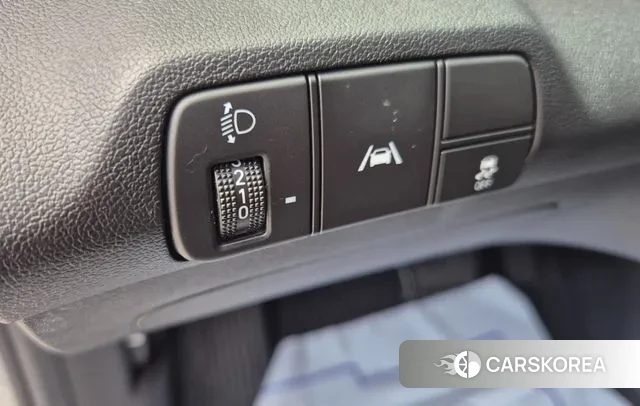 Hyundai Avante (CN7) 2020 Серебристо-серый из Кореи, фото 3