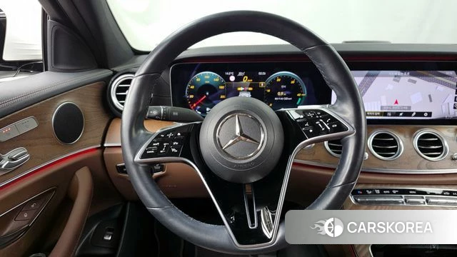 Mercedes-Benz E-Class W213 2021 Белый из Кореи, фото 3