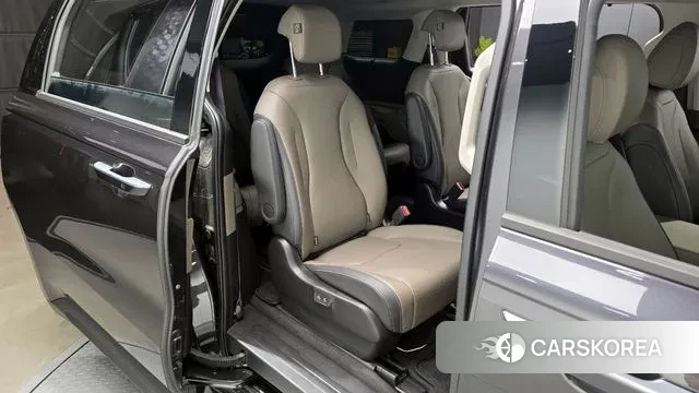 Kia The New Carnival 4th Generation 2024 Серый из Кореи, фото 3