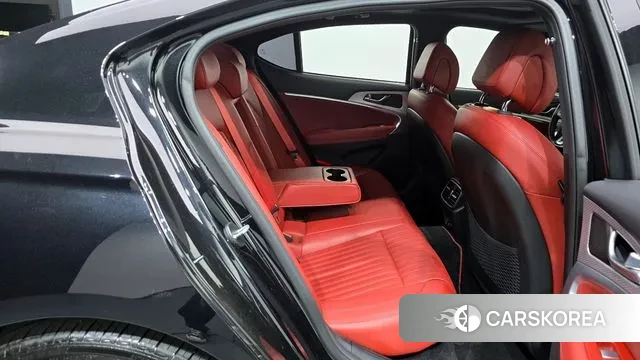 Genesis The New G70 2022 Черный из Кореи, фото 3