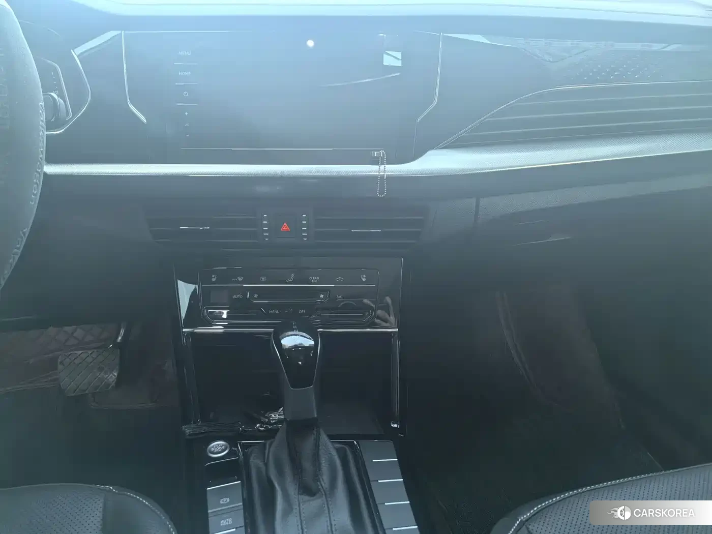 Volkswagen Passat 2024 Черный из Китая, фото 3