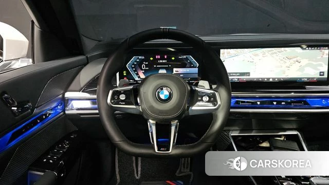 BMW 7 Series (G70) 2025 Белый из Кореи, фото 3