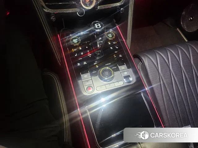 Bentley Flying Spur 3rd Generation 2020 Черный из Кореи, фото 3