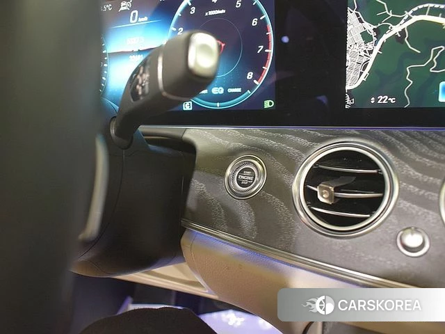 Mercedes-Benz E-Class W213 2022 Черный из Кореи, фото 3