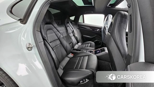 Porsche Panamera (971) 2021 Белый из Кореи, фото 3