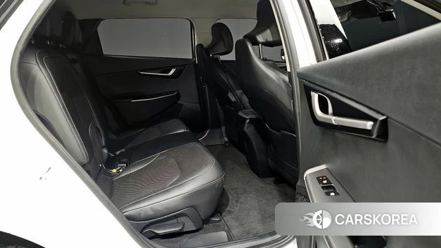 Kia EV6 2023 Белый из Кореи, фото 3