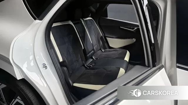 Kia EV6 2023 Белый из Кореи, фото 3