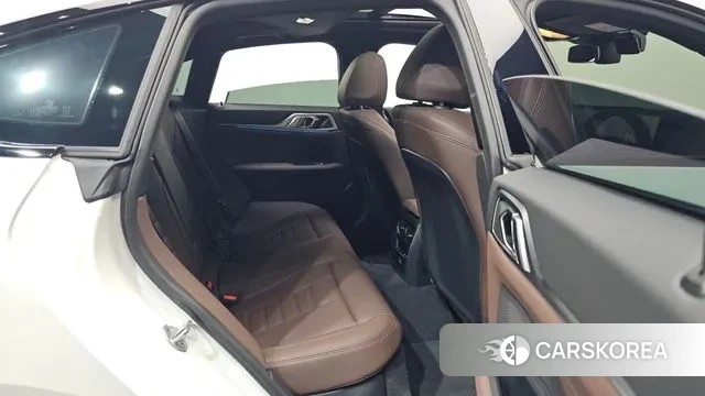 BMW 4 Series (G22) 2025 Белый из Кореи, фото 3