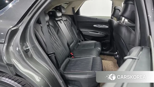 Genesis GV70 2023 Серый из Кореи, фото 3