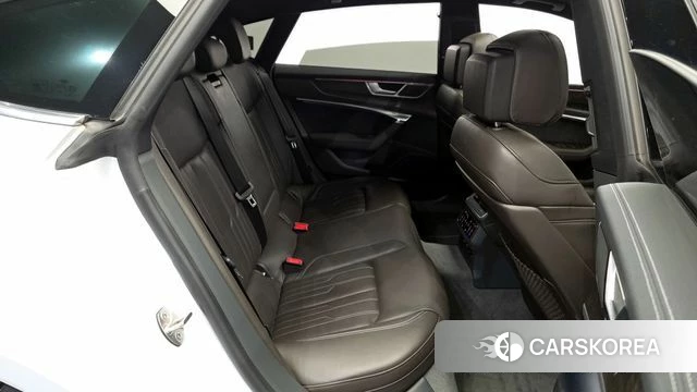 Audi A7 (4K) 2020 Белый из Кореи, фото 3