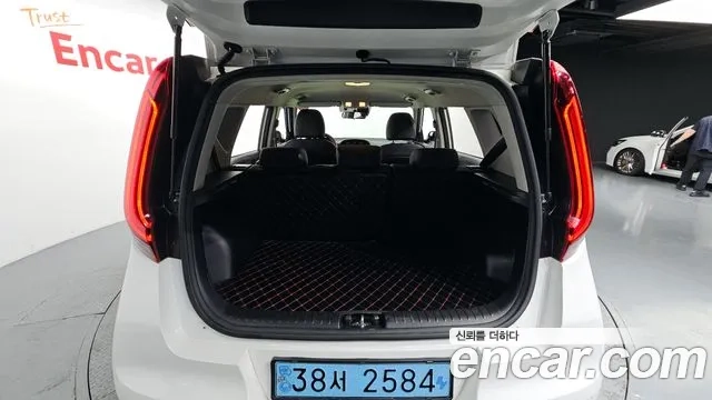 Kia Soul Booster EV 2019 Белый из Кореи, фото 3