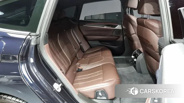 BMW 6 Series GT (G32) 2021 Черный из Кореи, фото 3