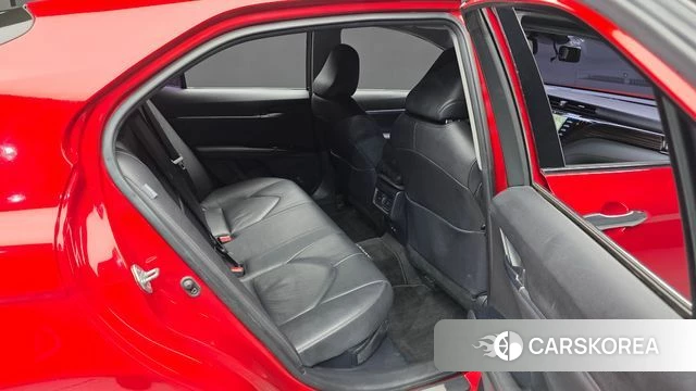 Toyota Camry (XV70) 2019 Красный из Кореи, фото 3