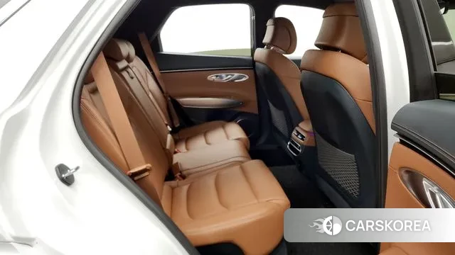 Genesis GV70 2023 Белый из Кореи, фото 3