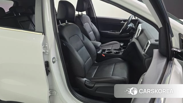 Kia Sportage The Bold 2019 Белый из Кореи, фото 3
