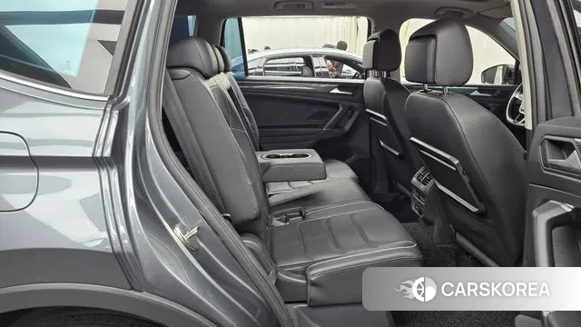 Volkswagen Tiguan Allspace 2020 Серый из Кореи, фото 3