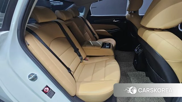Kia K7 Premier 2021 Белый из Кореи, фото 3