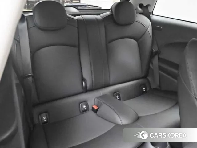 Mini Cooper 2021 Красный из Кореи, фото 3