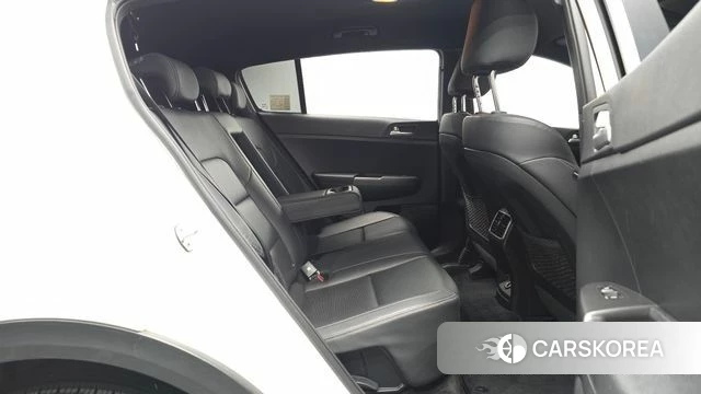 Kia Sportage The Bold 2021 Белый из Кореи, фото 3