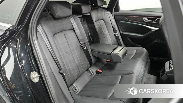 Audi A6 (C8) 2022 Черный из Кореи, фото 3