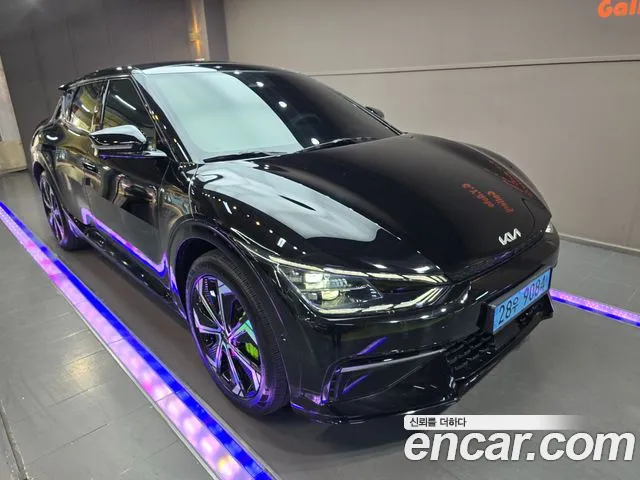 Kia EV6 2023 Черный из Кореи, фото 3