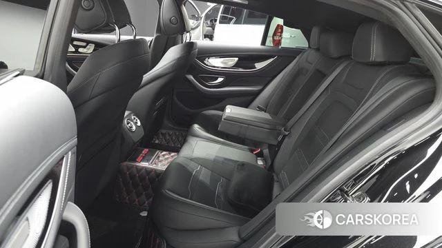 Mercedes-Benz AMG GT 2021 Черный из Кореи, фото 3