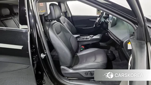 Kia EV6 2023 Черный из Кореи, фото 3