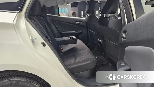 Toyota Prius 4th Generation 2018 Белый из Кореи, фото 3