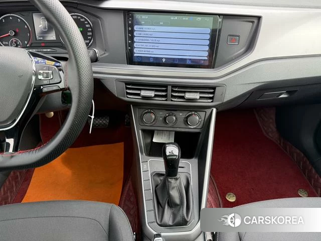 Volkswagen Polo 2021 Белый из Китая, фото 3