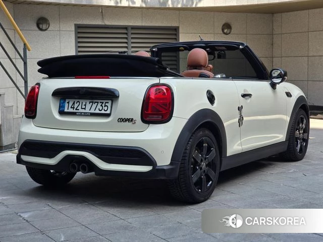 Mini Cooper S Convertible 2021 Белый из Кореи, фото 3