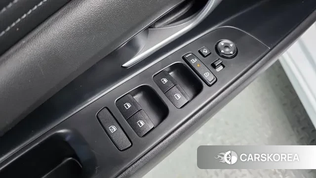 Hyundai The New Avante (CN7) 2023 Белый из Кореи, фото 3