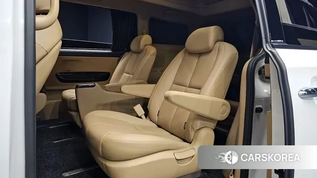 Kia The New Carnival 2018 Белый из Кореи, фото 3