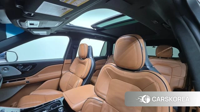Lincoln Aviator 2nd generation 2020 Белый из Кореи, фото 3