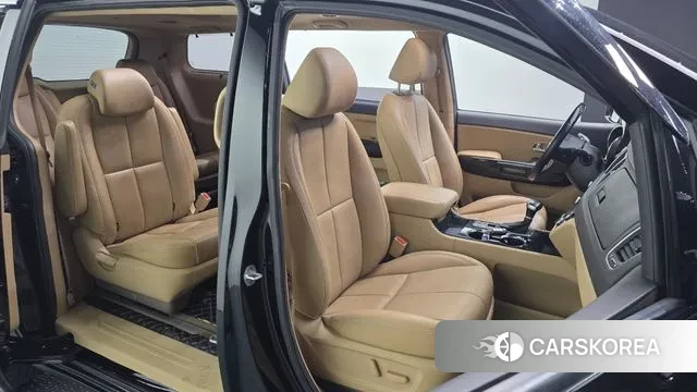 Kia The New Carnival 2018 Черный из Кореи, фото 3