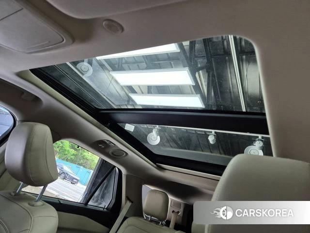 Ford Explorer 6th Generation 2021 Белый из Кореи, фото 3